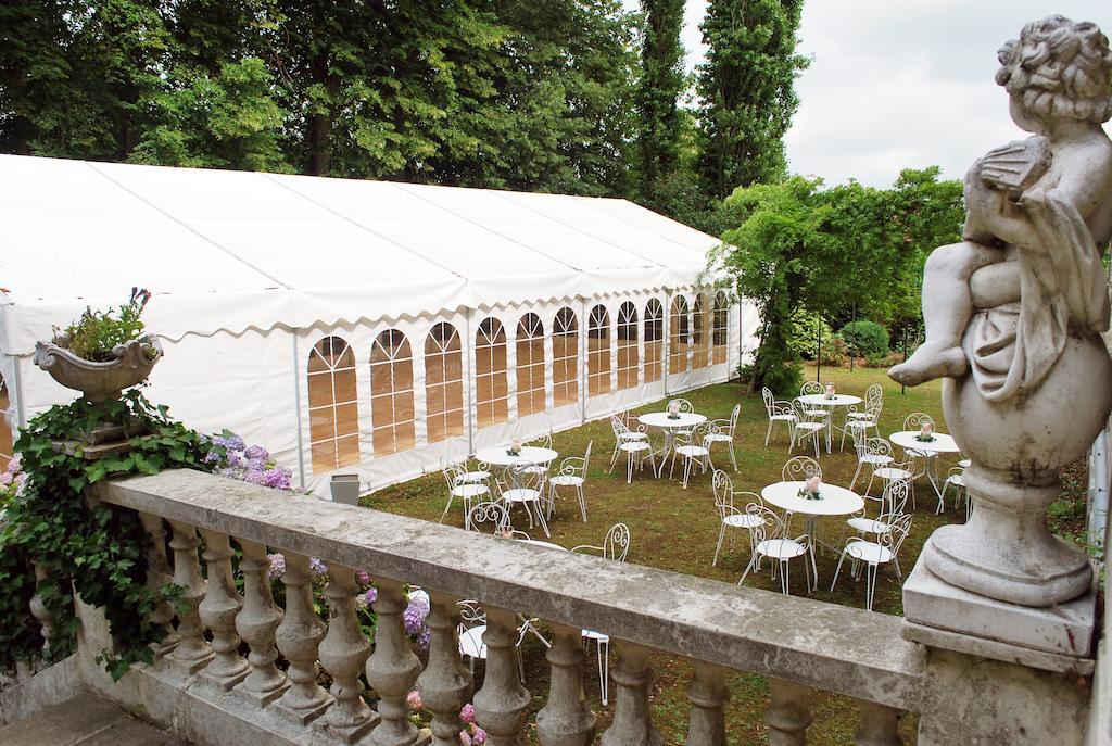 Chateau "Le Castel Des Anges" Wailly-Beaucamp Екстериор снимка